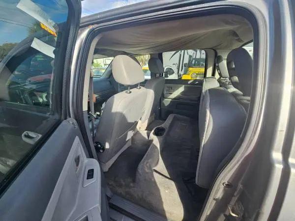 2005 Dodge Dakota SLT