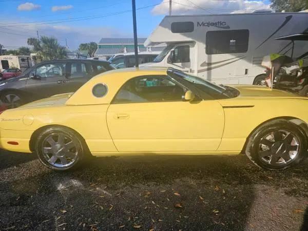 2002 Ford Thunderbird Base