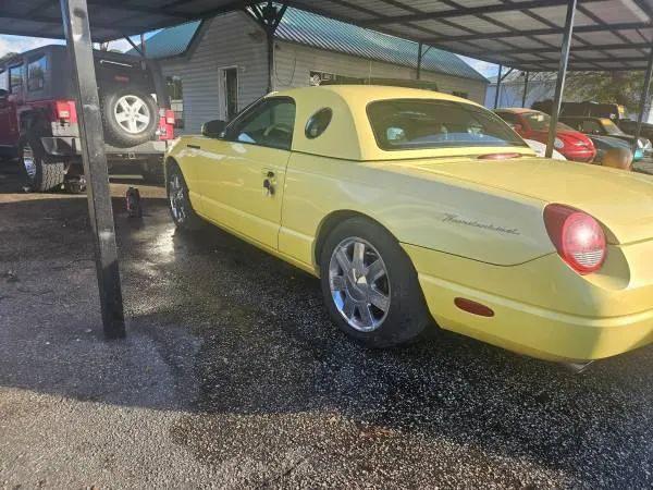 2002 Ford Thunderbird Base