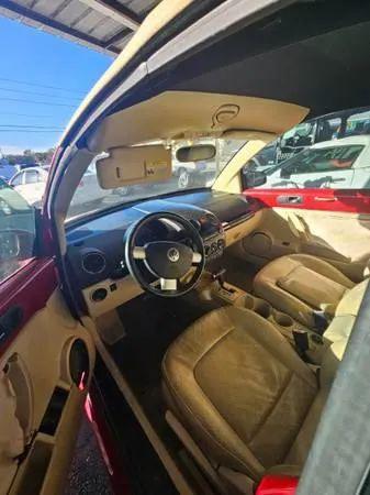 2006 Volkswagen New Beetle 2.5