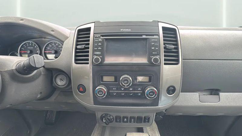 2015 Nissan Frontier SL