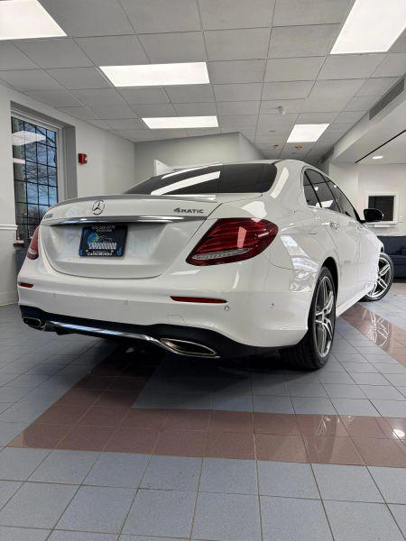 2017 Mercedes-Benz E-CLASS E 300 E 300