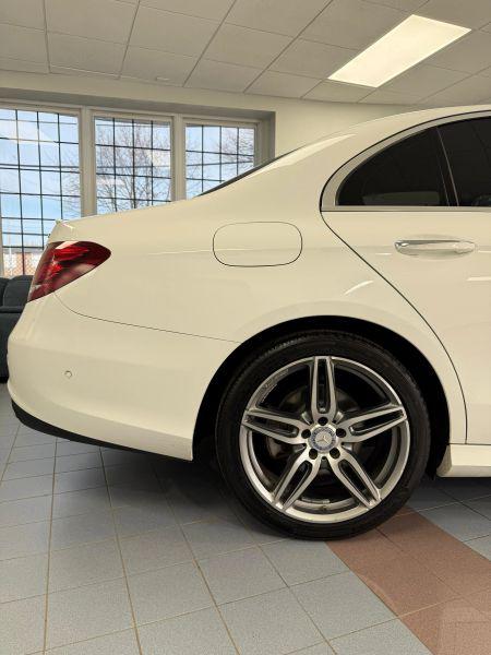 2017 Mercedes-Benz E-CLASS E 300 E 300