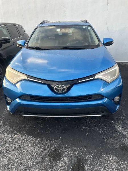 2017 Toyota RAV4 XLE for sale in Lake Worth, FL