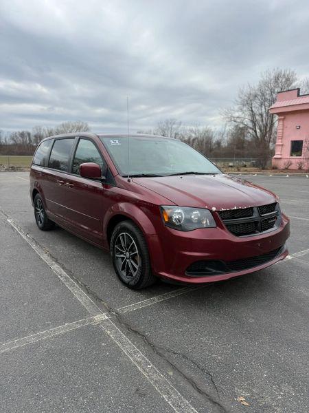 2017 Dodge Grand Caravan SE Plus for sale in Lowell, MA
