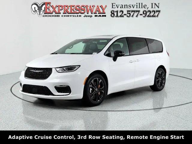 2026 Chrysler Pacifica Select for sale in Evansville, IN