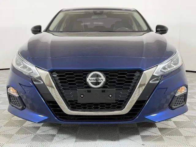 2022 Nissan Altima SR FWD