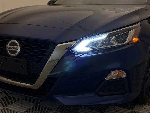 2022 Nissan Altima SR FWD