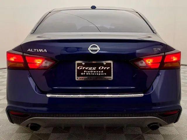 2022 Nissan Altima SR FWD