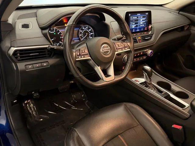 2022 Nissan Altima SR FWD