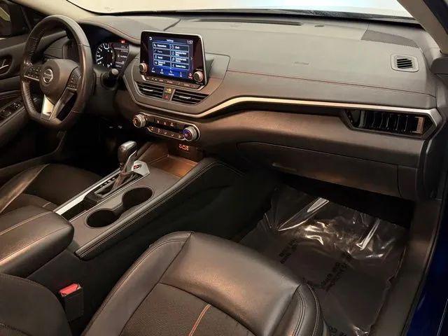 2022 Nissan Altima SR FWD