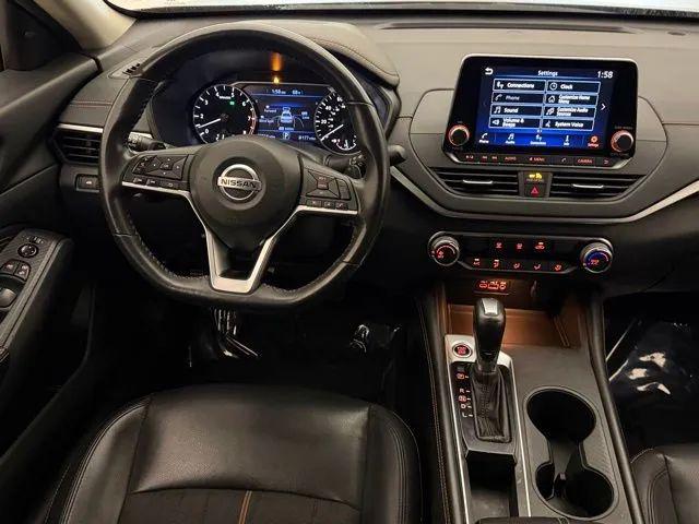 2022 Nissan Altima SR FWD