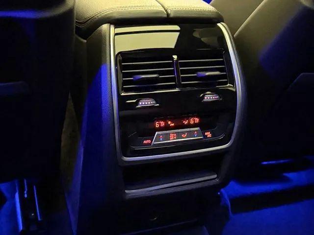 2021 BMW X6 M50i