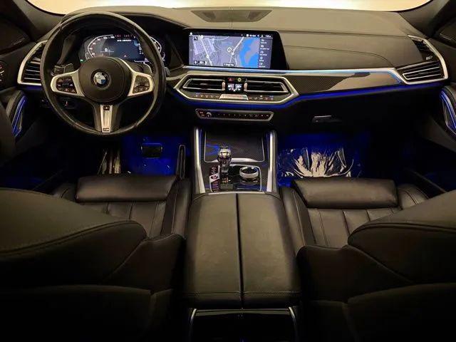 2021 BMW X6 M50i