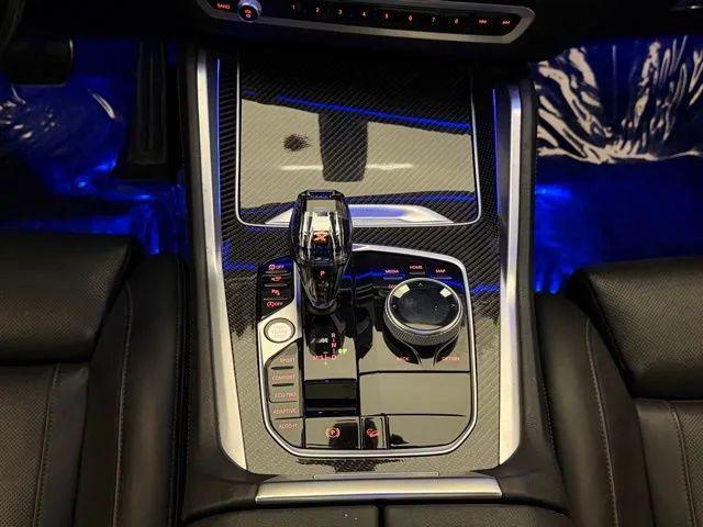 2021 BMW X6 M50i