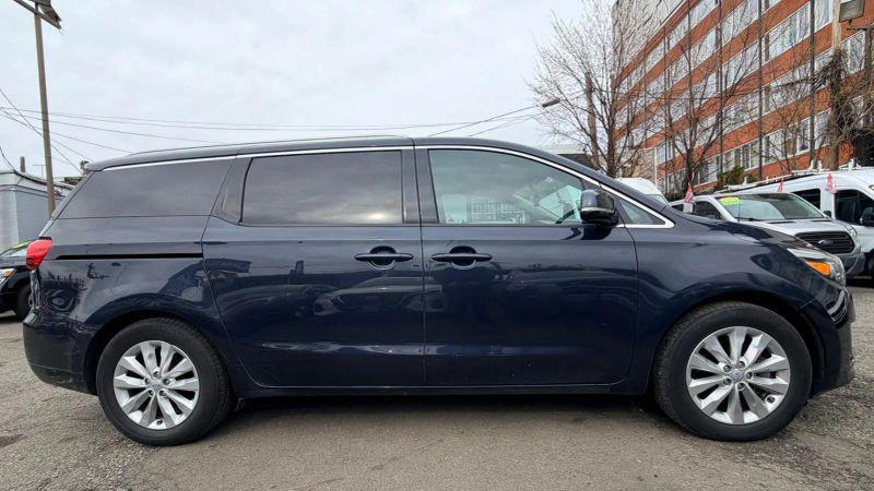 2017 Kia Sedona EX