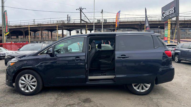2017 Kia Sedona EX