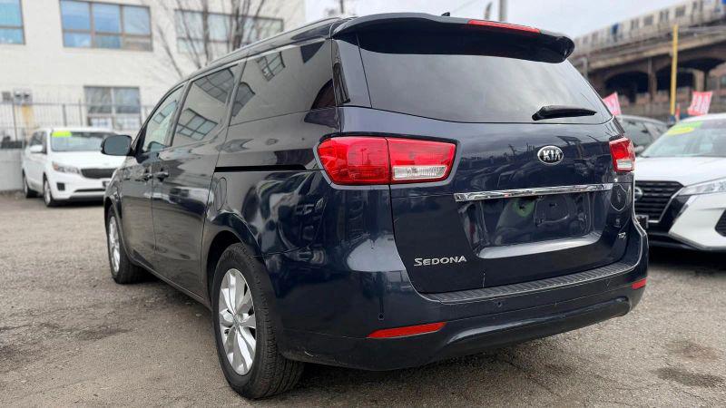 2017 Kia Sedona EX