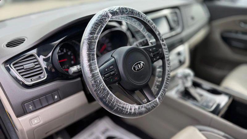 2017 Kia Sedona EX
