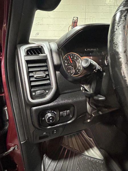 2019 Ram 1500 Big Horn/Lone Star Crew Cab 4x4 5'7" Box