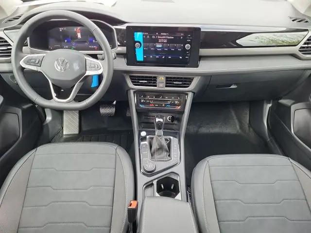 2026 Volkswagen Taos SE Black