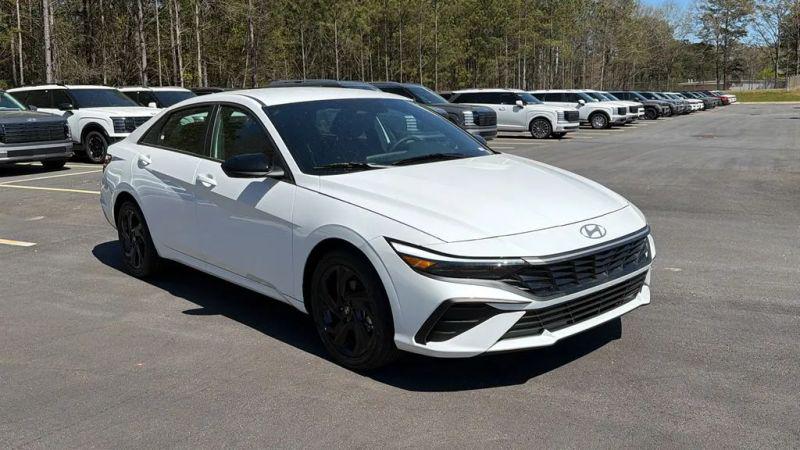 2026 Hyundai Elantra Hybrid SEL Sport