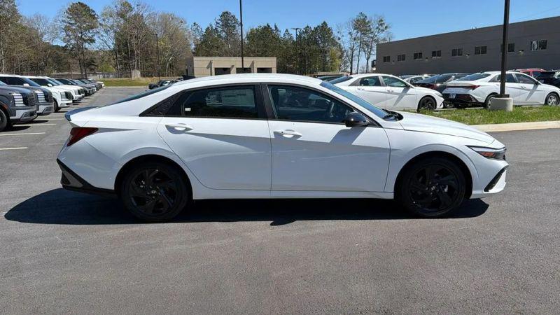 2026 Hyundai Elantra Hybrid SEL Sport