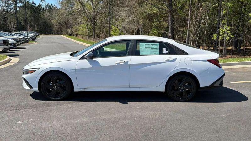 2026 Hyundai Elantra Hybrid SEL Sport