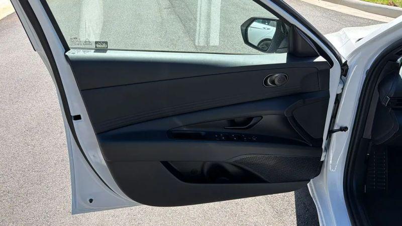 2026 Hyundai Elantra Hybrid SEL Sport