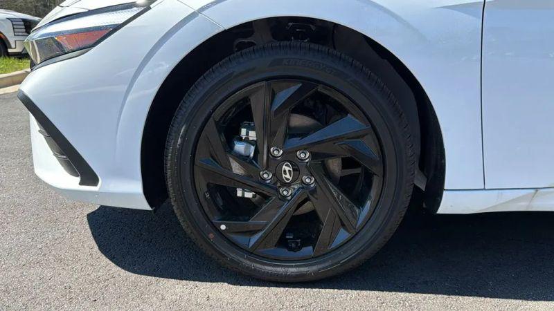 2026 Hyundai Elantra Hybrid SEL Sport