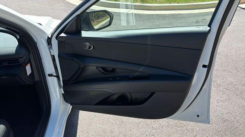 2026 Hyundai Elantra Hybrid SEL Sport
