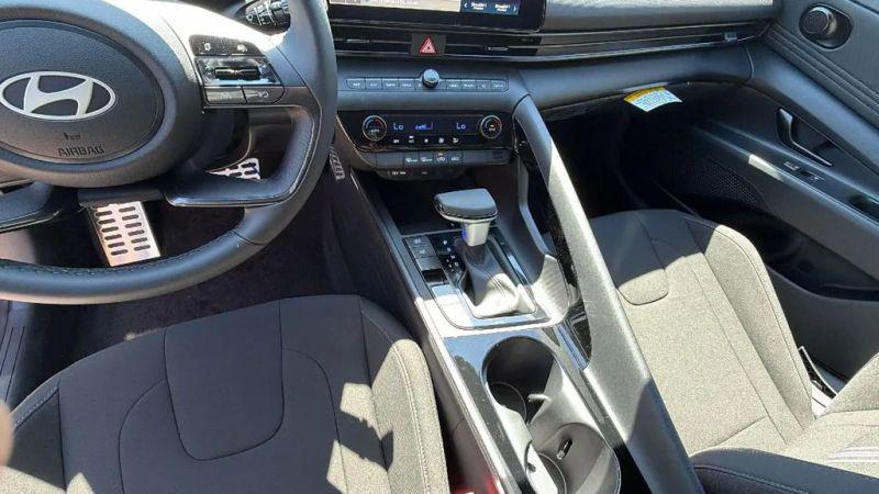 2026 Hyundai Elantra Hybrid SEL Sport