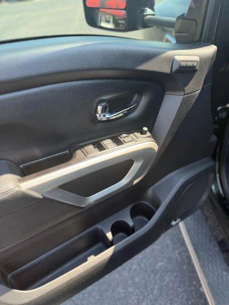 2019 Nissan Titan XD SL Diesel