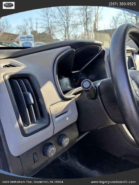 2017 Chevrolet Colorado WT