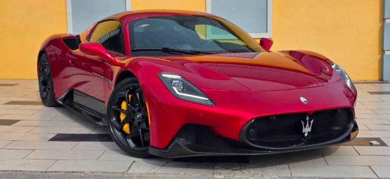 2022 Maserati C20 Base
