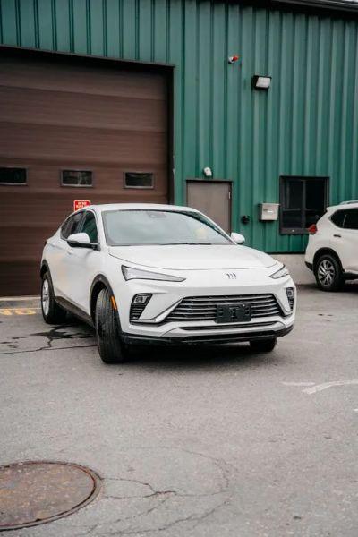 2026 Buick NV Preferred FWD