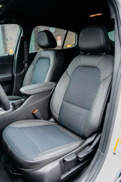 2026 Buick NV Preferred FWD
