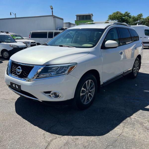 2013 Nissan Pathfinder SL for sale in Fontana, CA