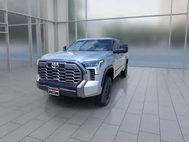 2026 Toyota Tundra Platinum CrewMax 5.5' Bed