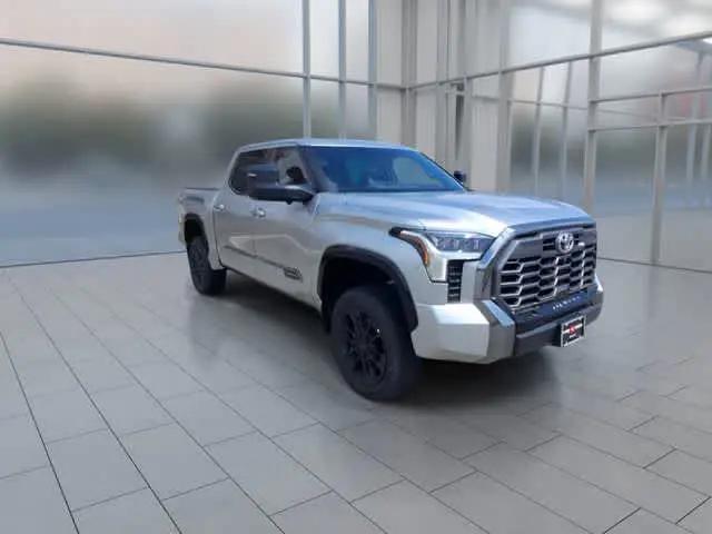 2026 Toyota Tundra Platinum CrewMax 5.5' Bed