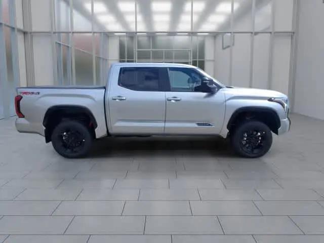 2026 Toyota Tundra Platinum CrewMax 5.5' Bed