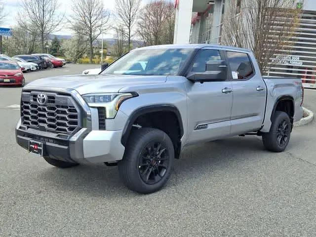 2026 Toyota Tundra Platinum CrewMax 5.5' Bed