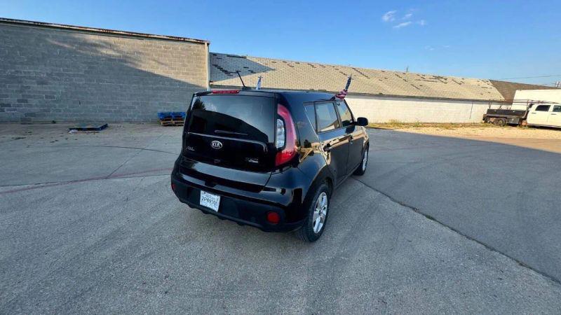 2019 Kia Soul Base