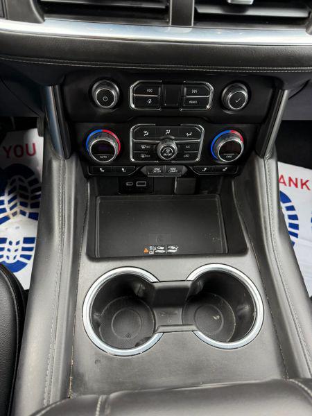 2022 Chevrolet Suburban 4WD Z71