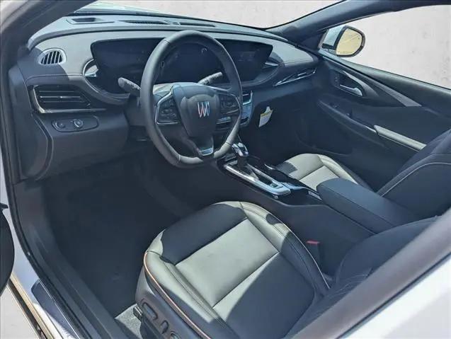 2026 Buick NV Avenir FWD