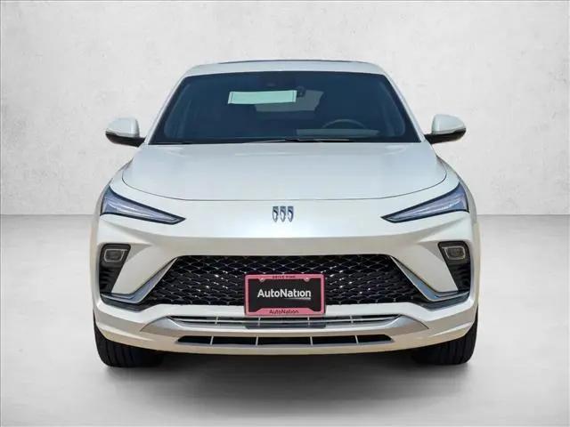 2026 Buick NV Avenir FWD