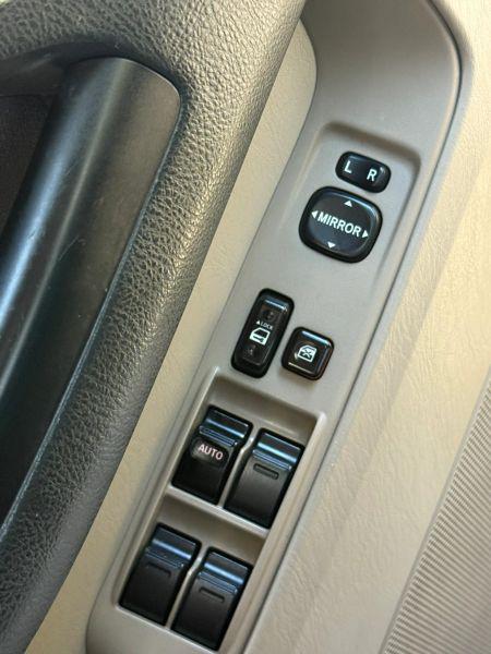 2004 Toyota 4Runner SR5 V6