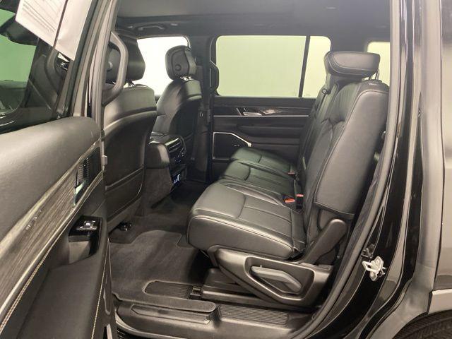 2022 Jeep Wagoneer Series II 4x4