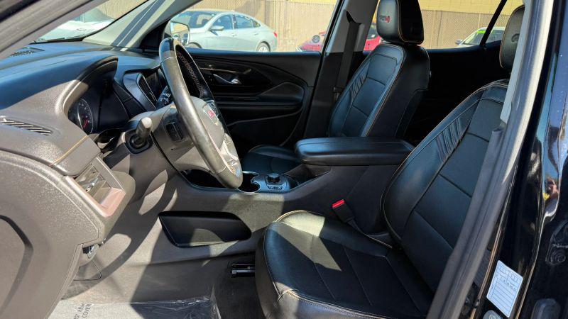 2023 GMC Terrain AWD AT4