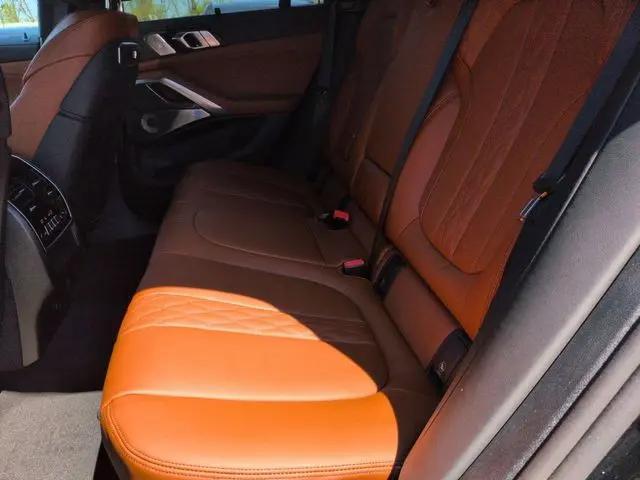 2026 BMW X6 M60i